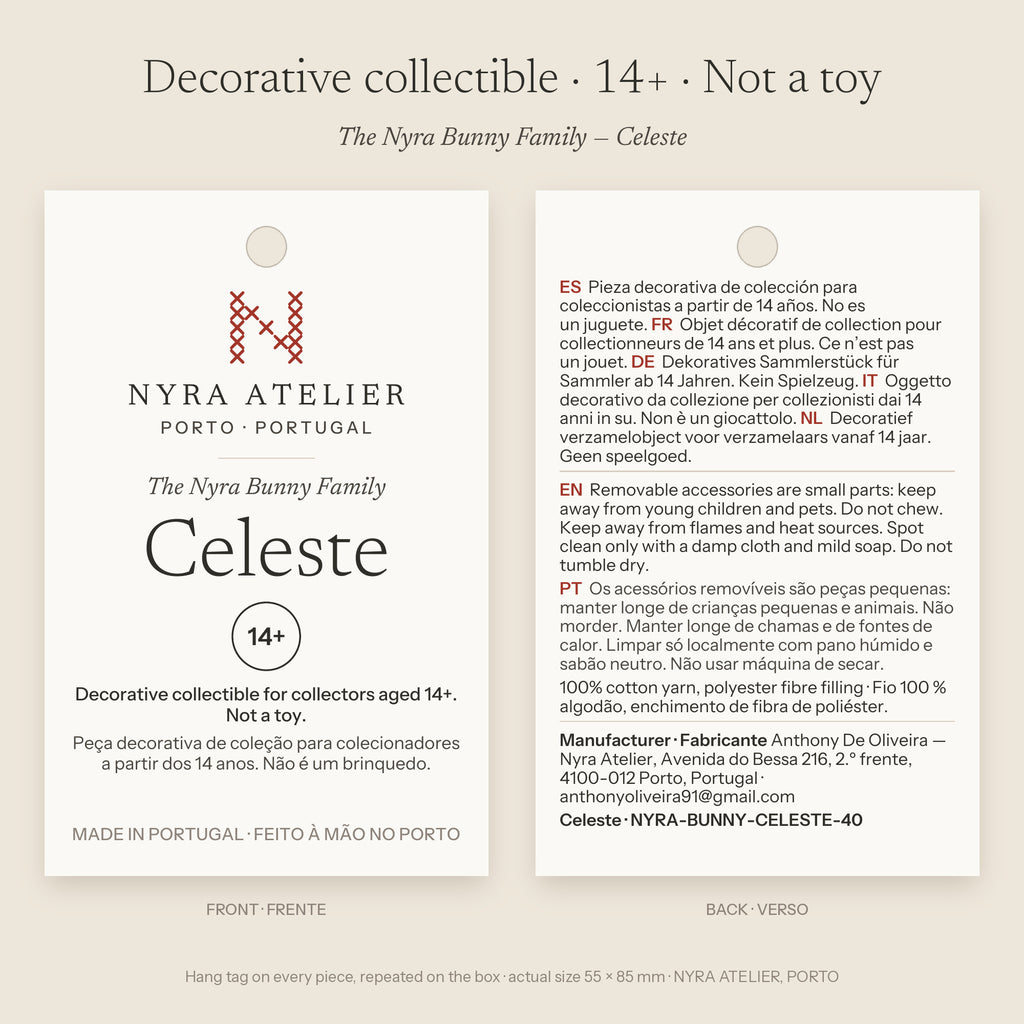 Hängeetikett von Celeste, Nyra Atelier: dekoratives Sammlerstück für Sammler ab 14 Jahren, kein Spielzeug; Materialien, Pflege und Herstellerangaben